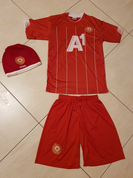 Роналдо Юнайтед Червено/черно Детски Комплект от горнище + Долнище