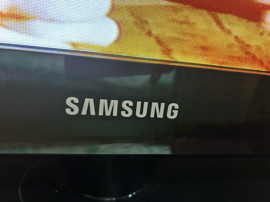 Телевизор SAMSUNG