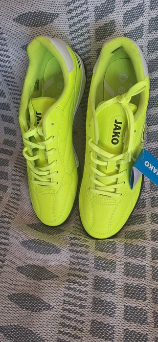 Adidasifotbal,Jako,noi,eticheta,90 lei