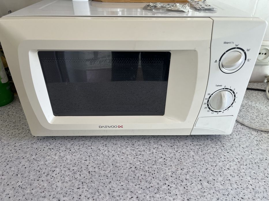 Продам Микроволновку.