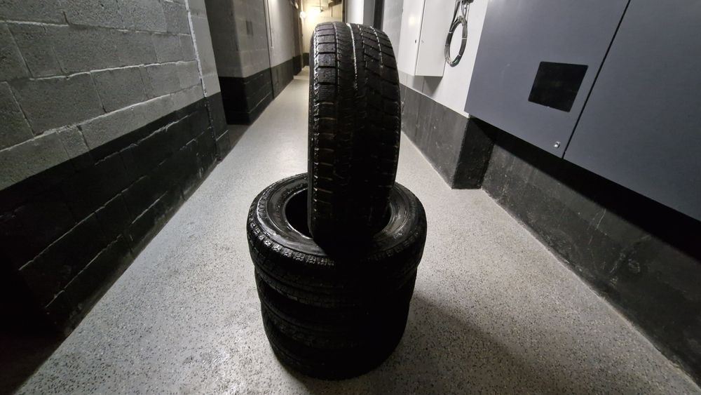 Шины Bridgestone Blizzak 215/65 R16 — Зима (Липучка) — Япония