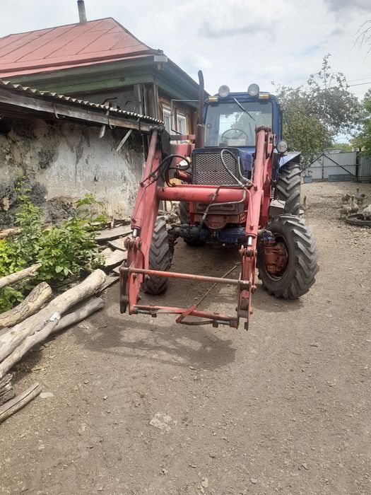 Продам трактор мтз 82