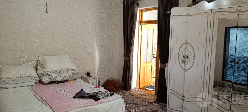 Сангизар 3-соток срочно продаётся дом.