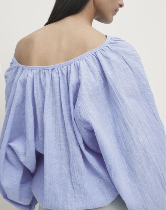 Продам блузу Massimo Dutti