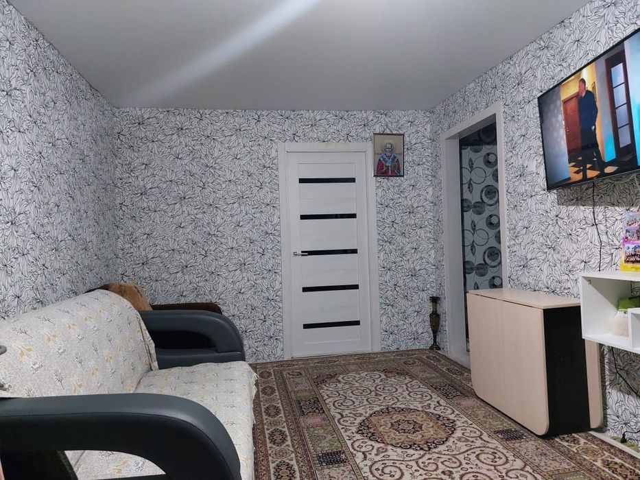 Продам 2х комнатную квартиру СРОЧНО