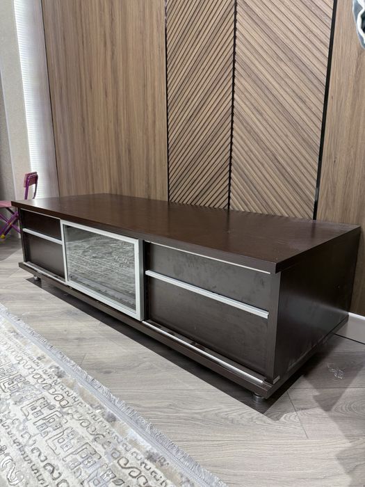 тумбочка под телевизор