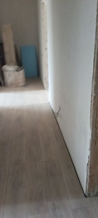 Двери наружные, почти новый