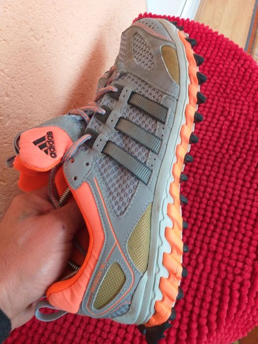 Adidas nr 42 barbati