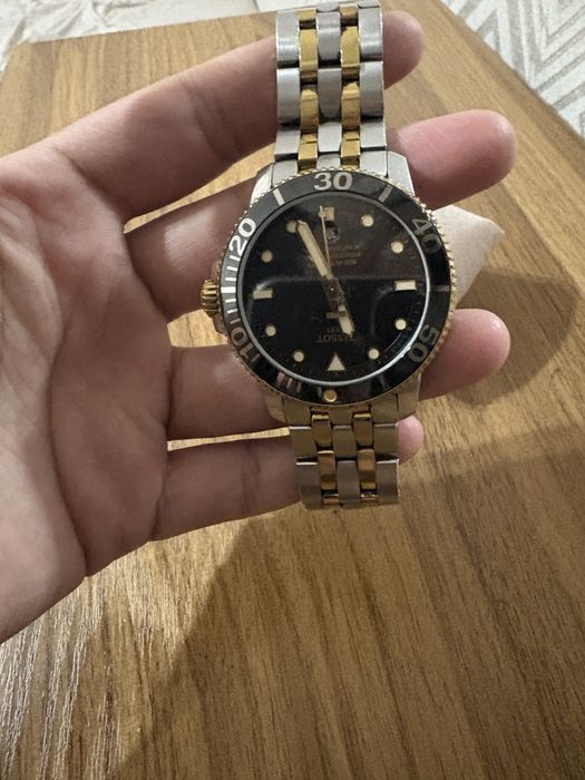 Erkaklar soati sotiladi