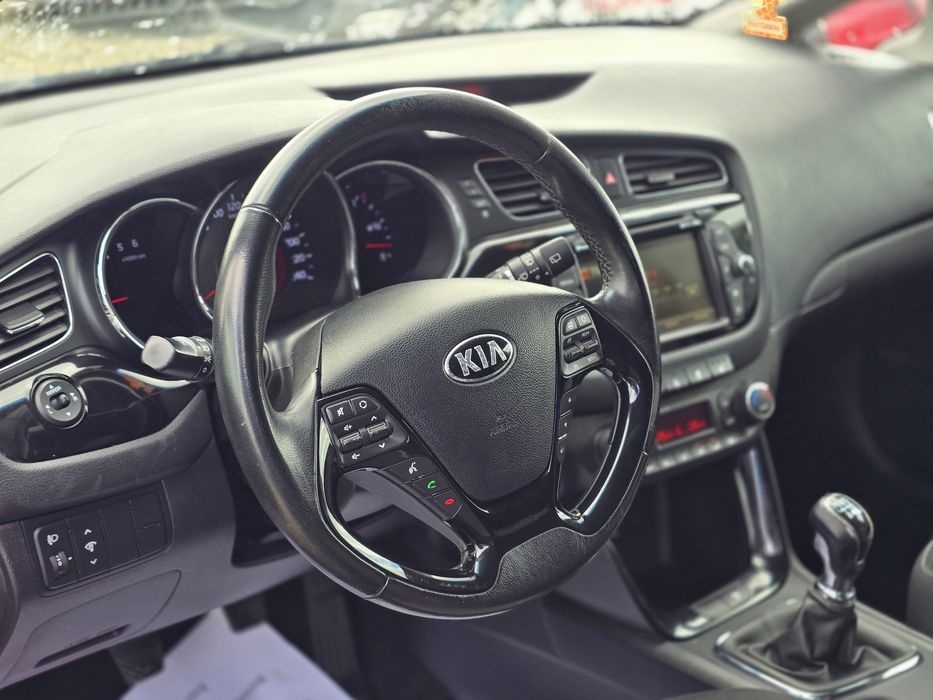 Kia Ceed 1.6crdi 2014 Navi RATE GARANTIE