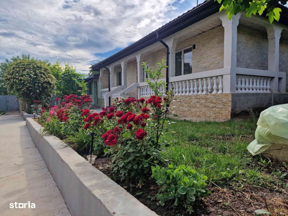 Proprietar vând casă sau schimb cu apartament