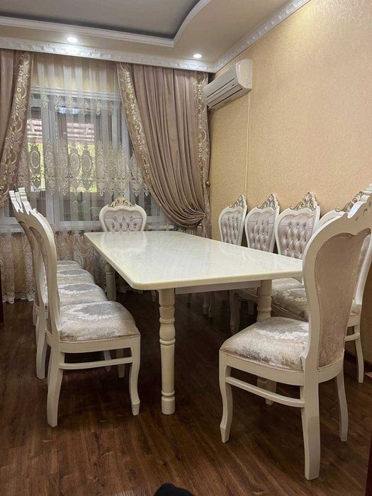 Dasturxon stol va stullar salfetkalar aksessuar Sotilmoqda