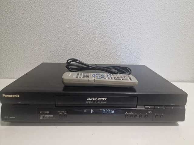 Video player - recorder stereo VHS nou Panasonic