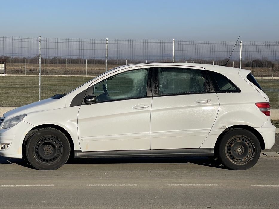 Mercedes-Benz B class