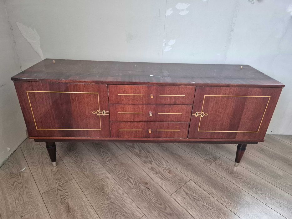 Сервант совеский