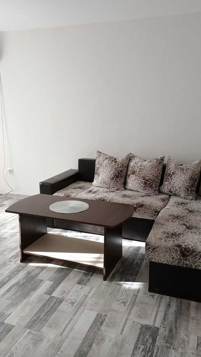 Апартамент 3-стаен