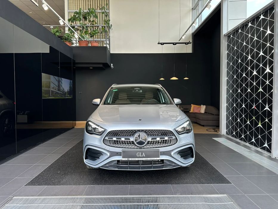 Mercedes-Benz GLA Mercedes Benz GLA 250e