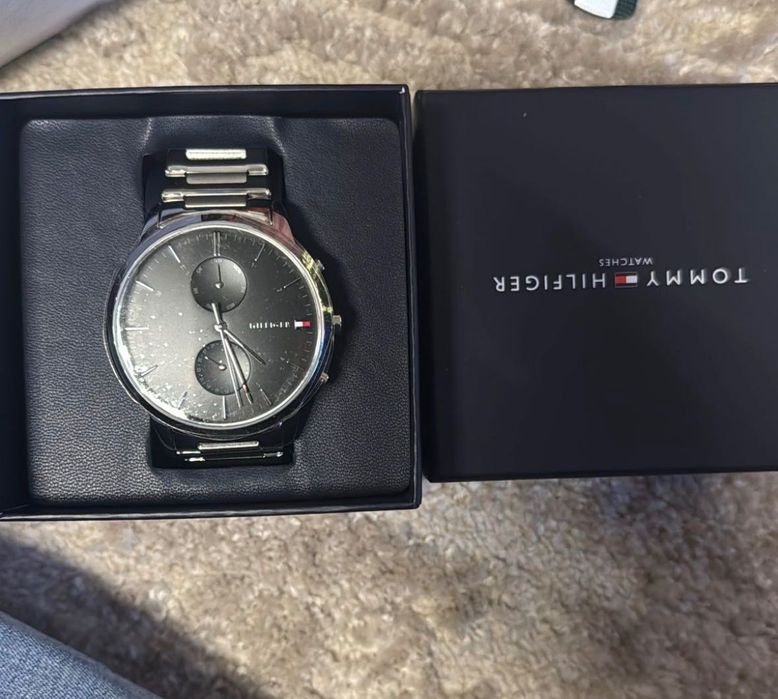 Ceas ,ceasuri damă și bărbați