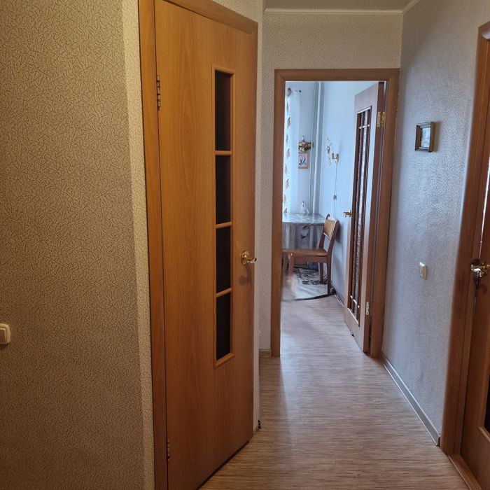 Продам трех комнатную квартиру