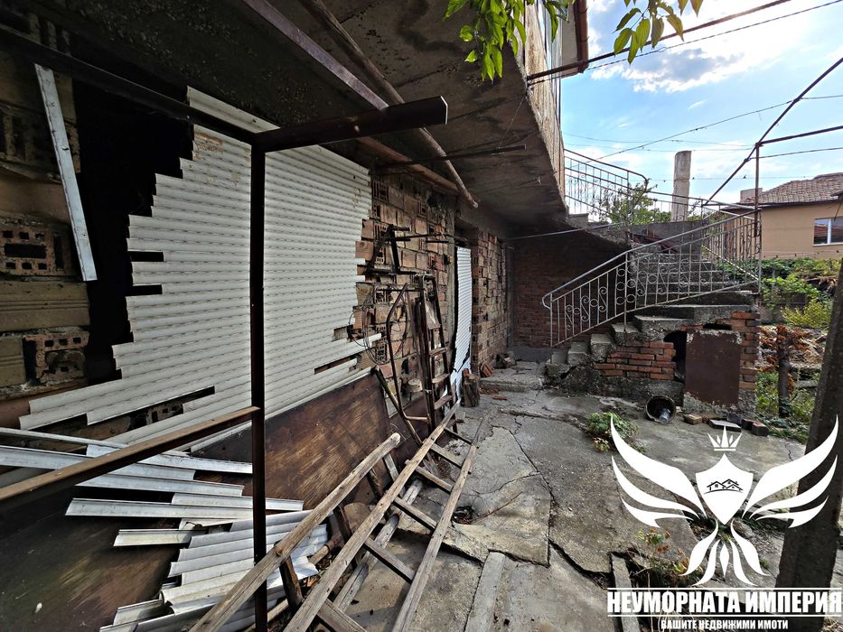 Продава се Къща в Асеновград - 210 кв.м за 323 €/кв.м - Снимка #12