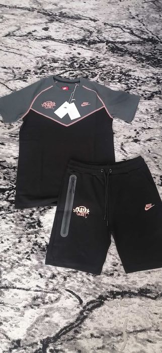 Compleu barbati Nike tech