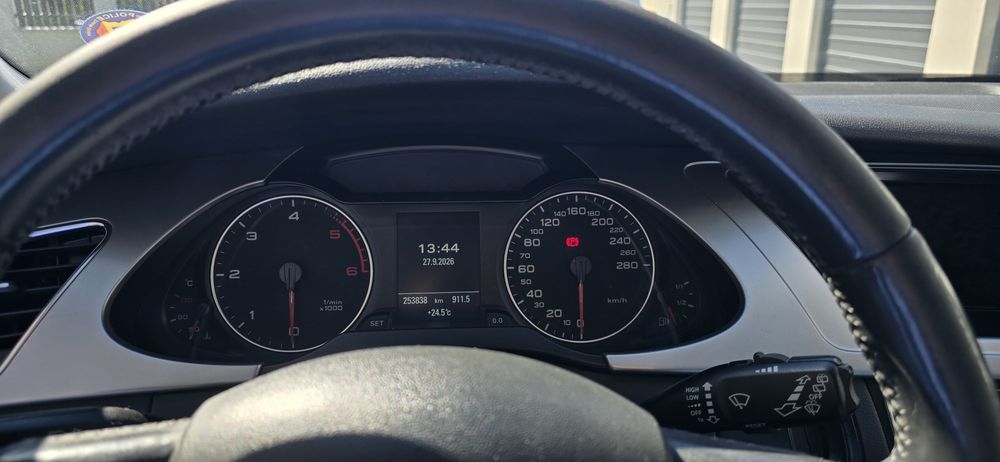 AUDI A4 Avant 2012 — imagine 4
