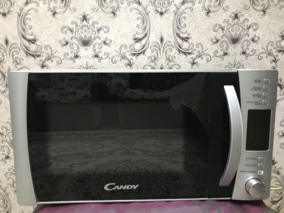 Микроволновая печь Candy
