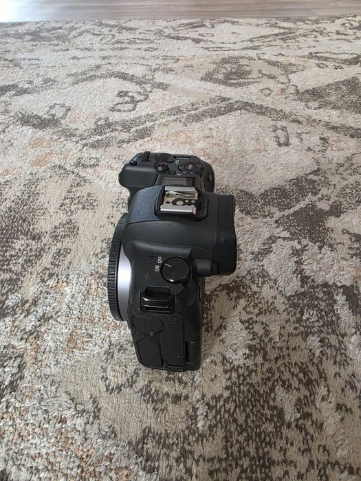Фотоапарат Canon eos r