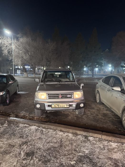 Митсубиши паджеро ио