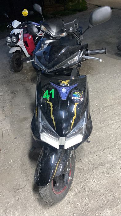 Аренда мопеда М8 лия