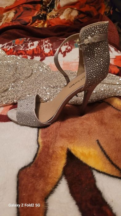 Sandale superbe de ocazie