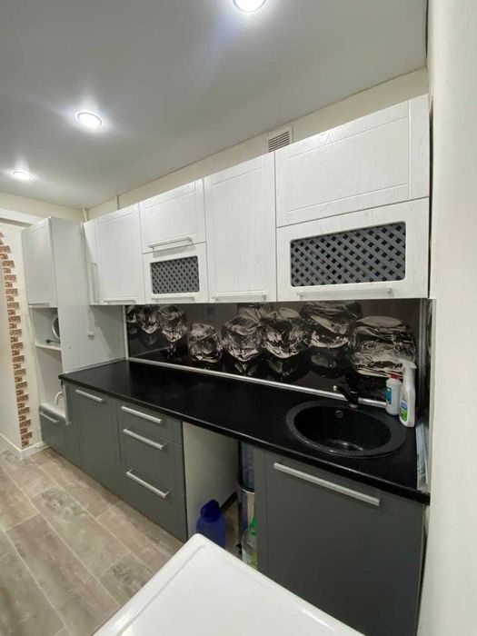 ПРОДАМ 2-х комн кв ЦЕНТР