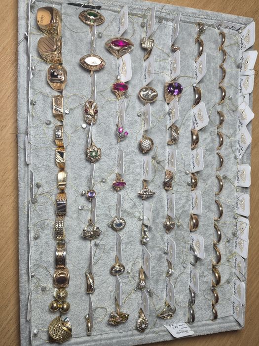 Золото серьги цепи браслеты  продам