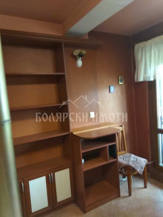 Двустаен в Широк Център