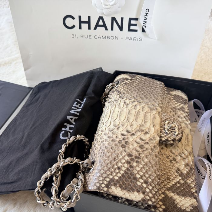 Chanel geanta piele naturală