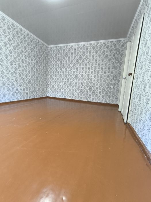 Спутник 1.  1 ком в деревянном доме. 2/2 ремонт акфа рамы площадь 32м²