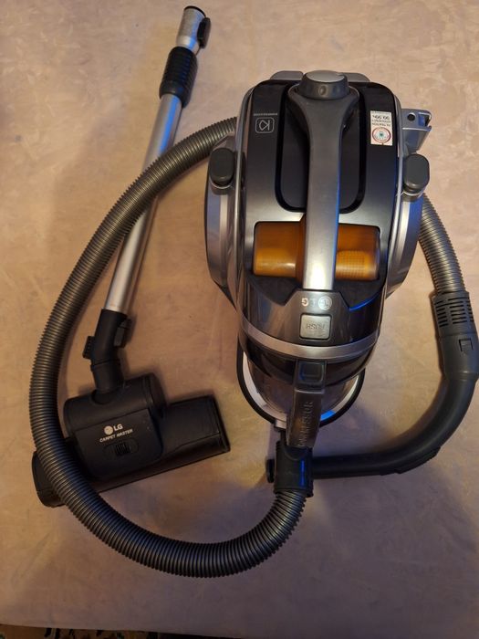 Пылесос LG 2000W