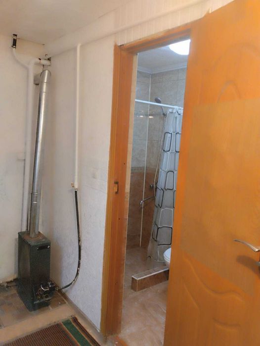 Продам 2 дома на участке