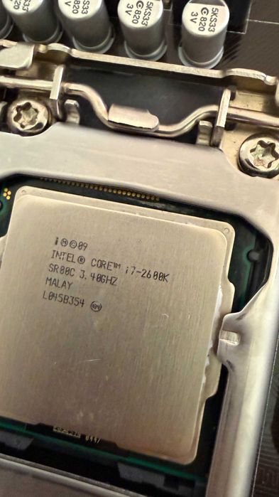 Дъно Дънна платка ASUS P8H77-M, процесор i7 2600K, 16gb RAM и охладител