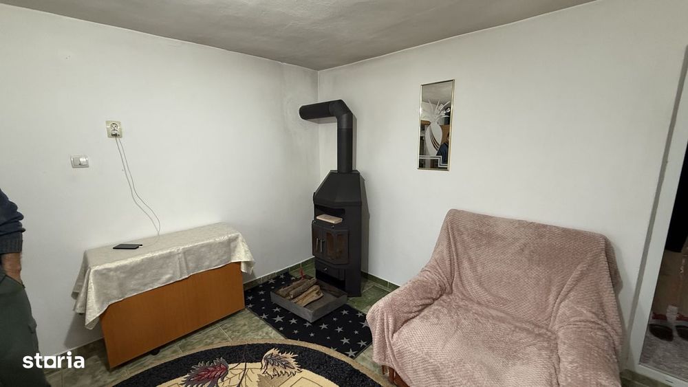 Casa in Margineni