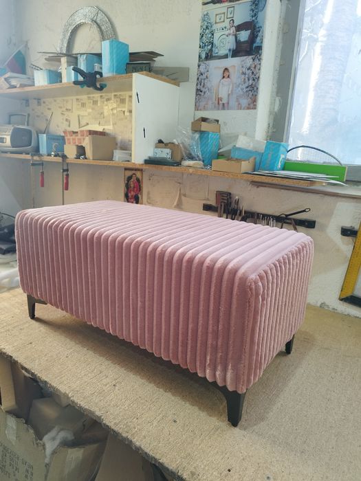 Уникална табуретка