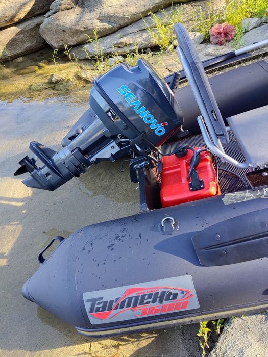 Продам лодку ПВХ с мотором