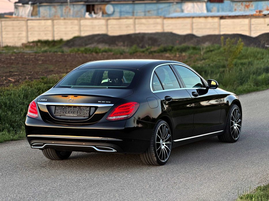 MERCEDES-BENZ C 200 Adus recent Impecabil !