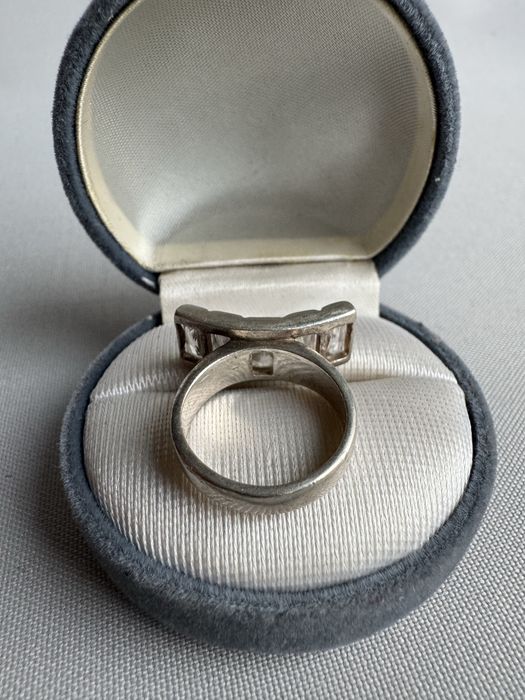 Inel din argint si cubic zirconia