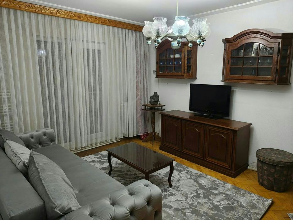 Proprietar Inchiriez Apartament 3 camere zona Alexandru cel Bun Iasi