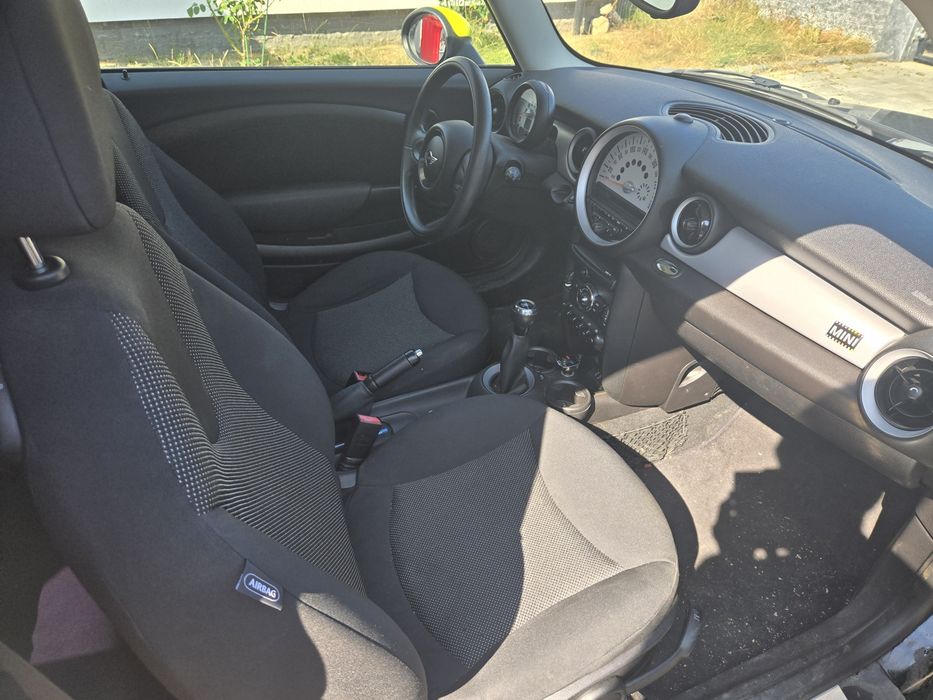 MINI One R56 | 1.6 Benzină | 2013/2014 | Pachet Salt II | Încălzire Scaune & Senzori Parcare