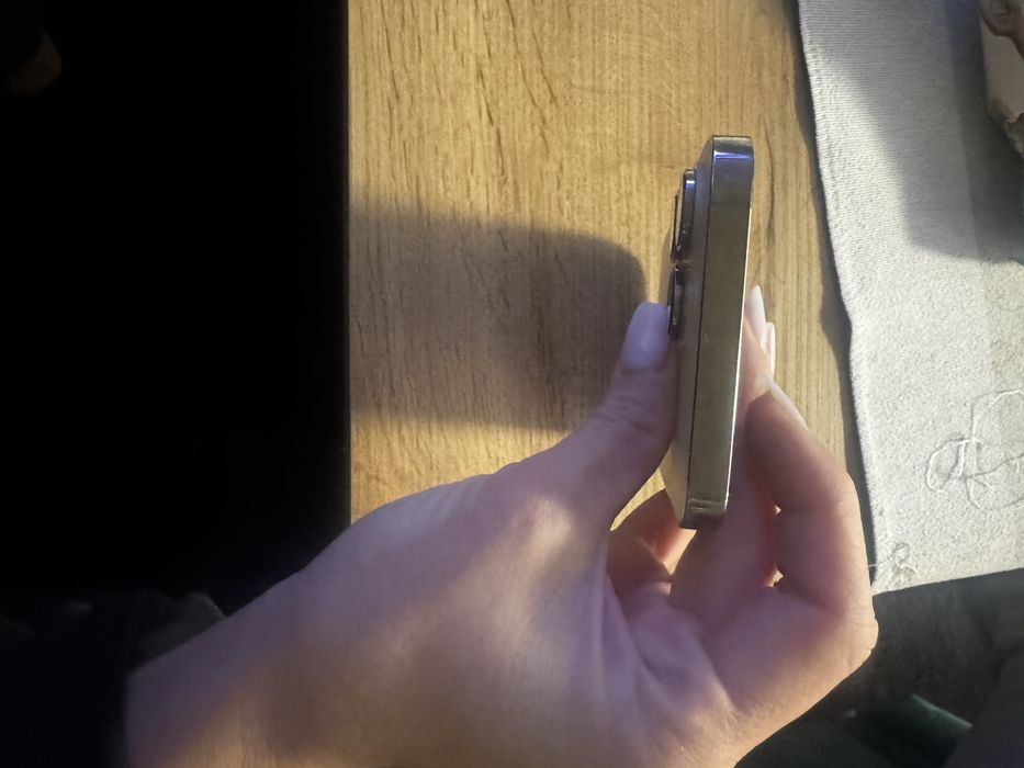 Vand iphone 14 Pro Max alb