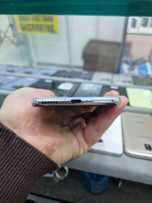 Tecno Camon 40 8.256gb
