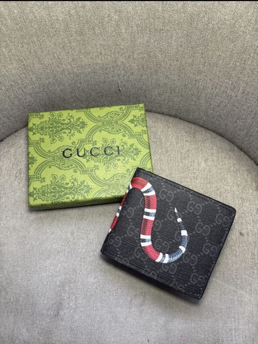 Portofel Gucci.
