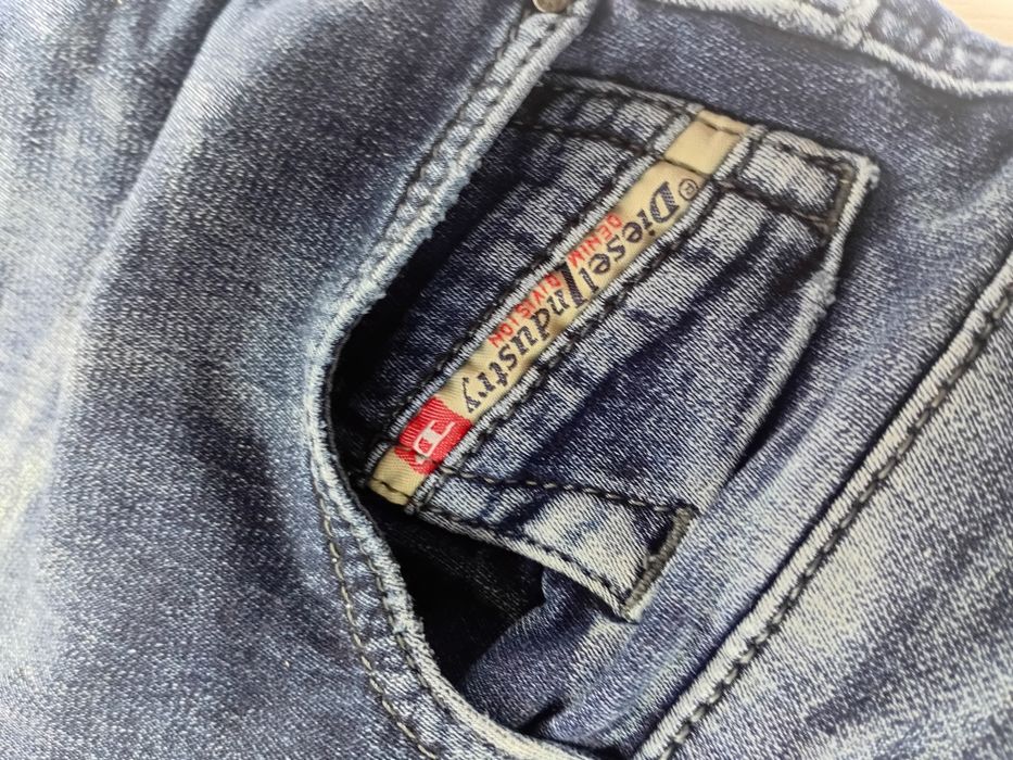 Джинсы y2k  Diesel